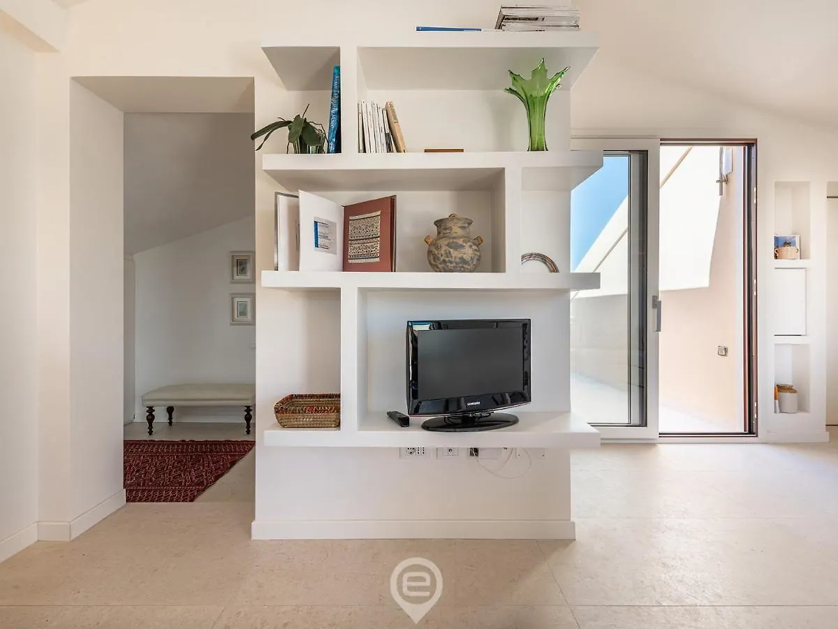 Panoramic Seaview Apartment Su Forti