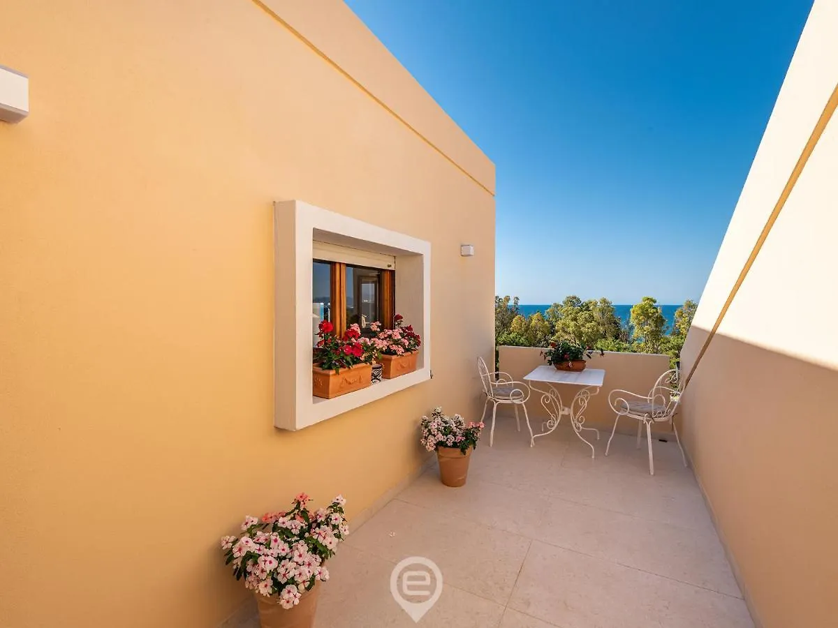Panoramic Seaview Apartment Su Forti